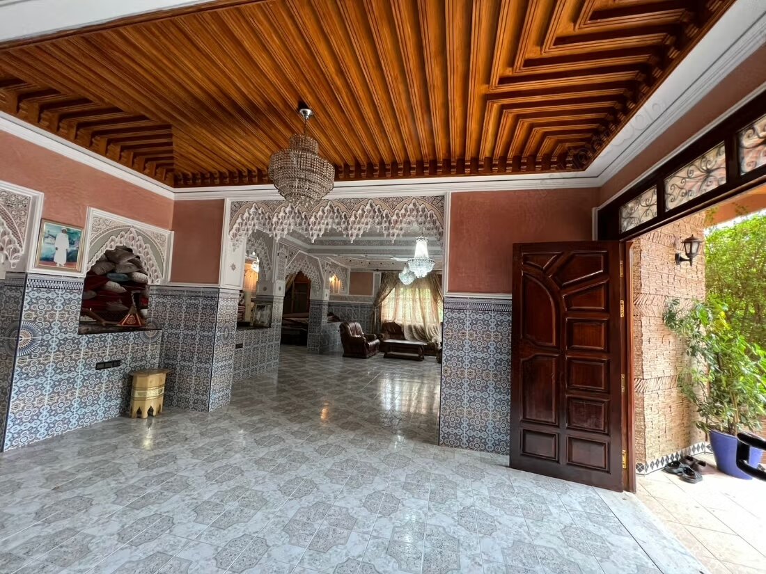 Villa 600 m² for Rent in Marrakech (Tarka) — Photo 13