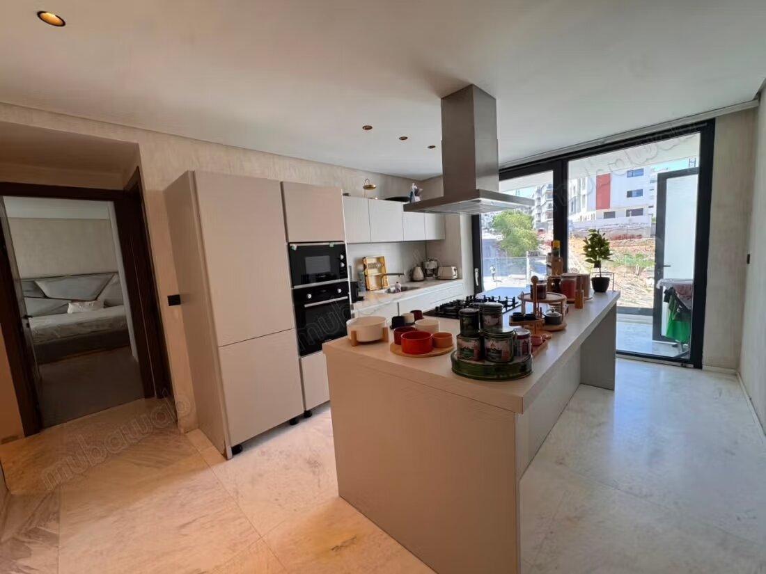شقة 214 م² للإيجار في طنجة (Malabata Hills) — Photo 12