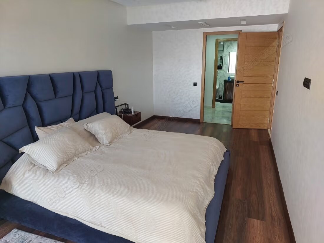 Apartment 130 m² for rent in الدار البيضاء — Photo 14