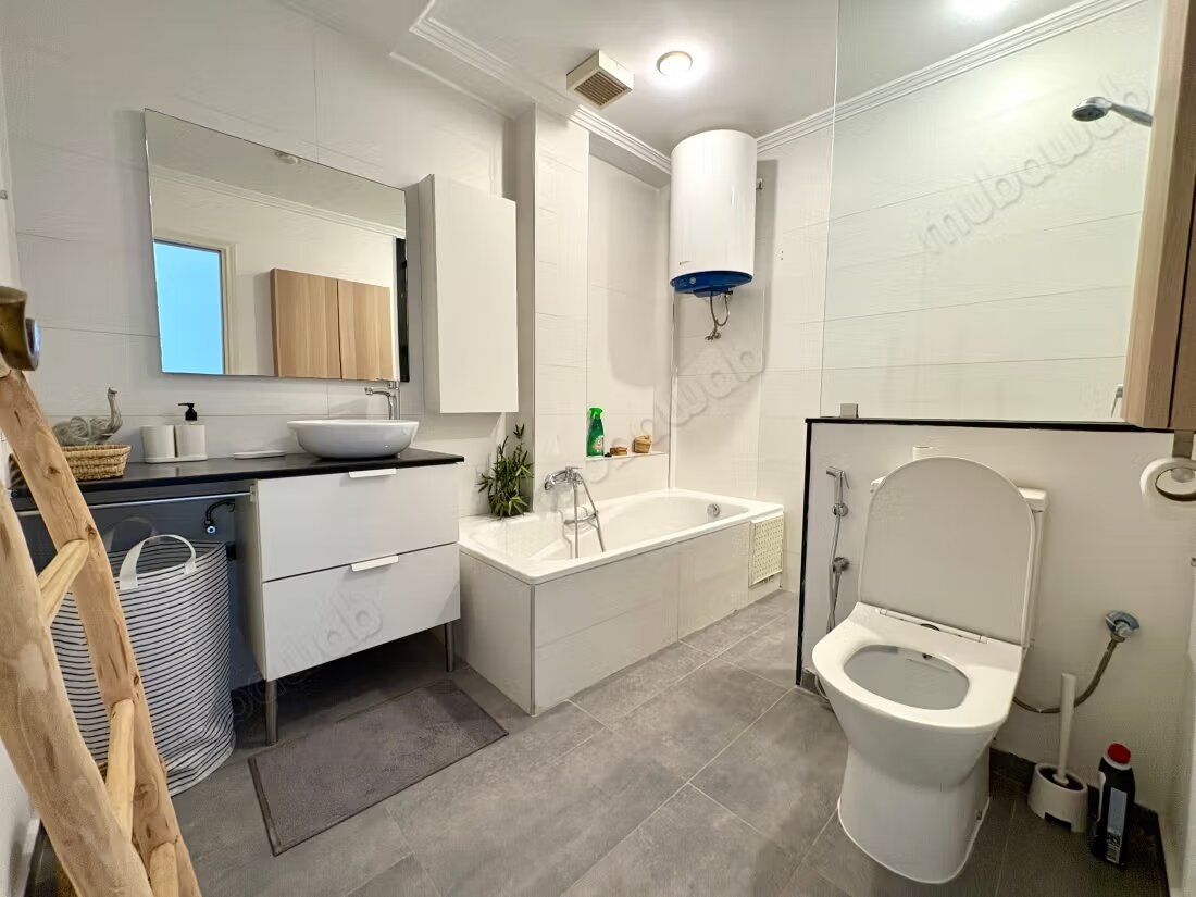 Apartment 104 m² for rent in Casablanca (Les Princesses) — Photo 13
