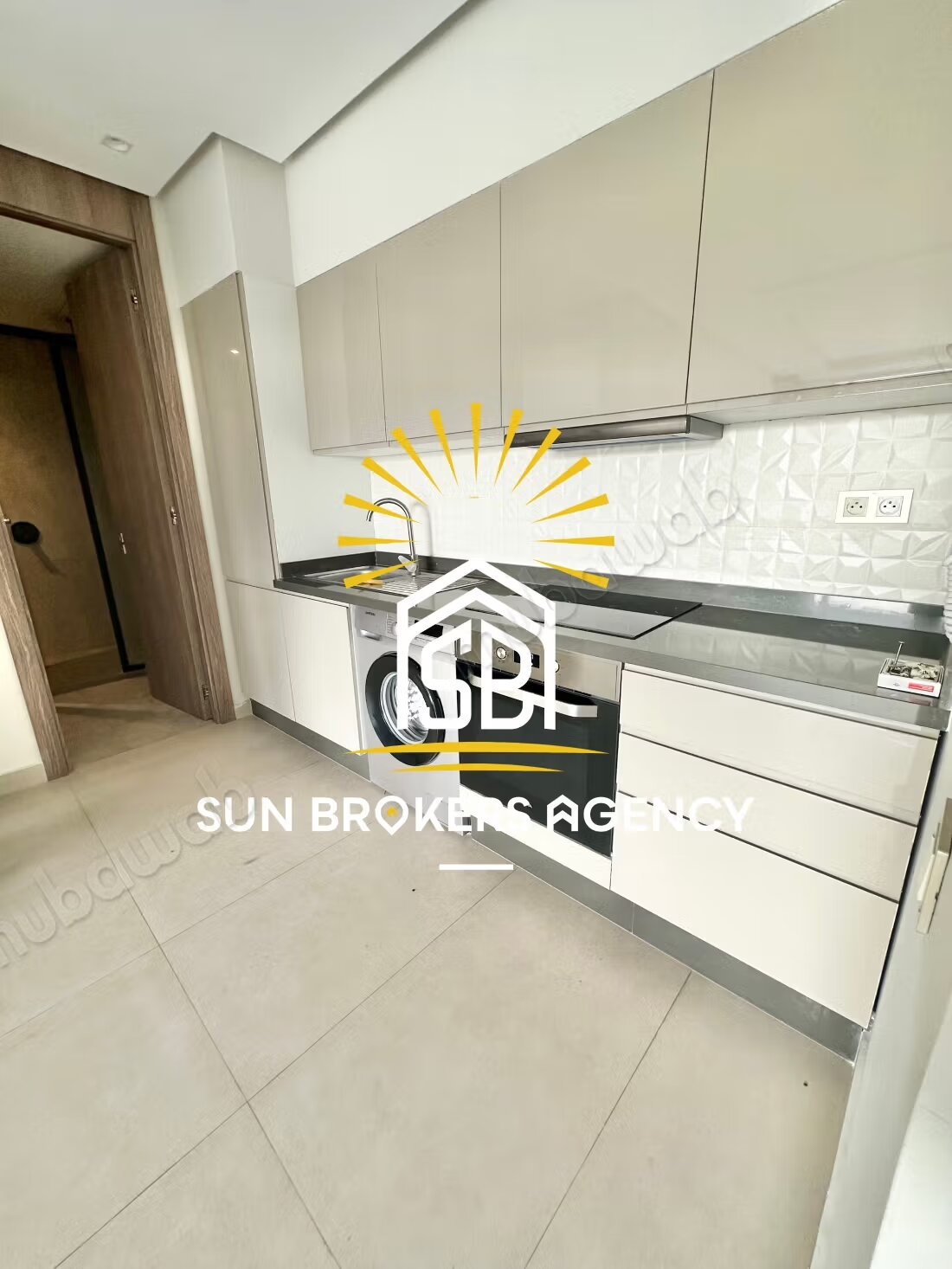 Appartement à louer à الدار البيضاء — Photo 6