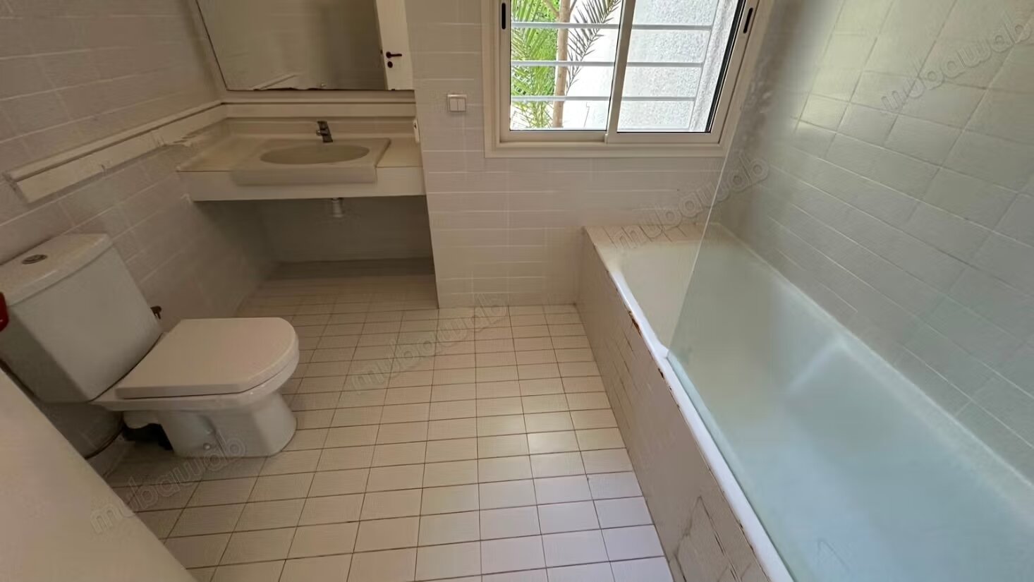 Villa 400 m² for rent in Rabat – Souissi — Photo 9
