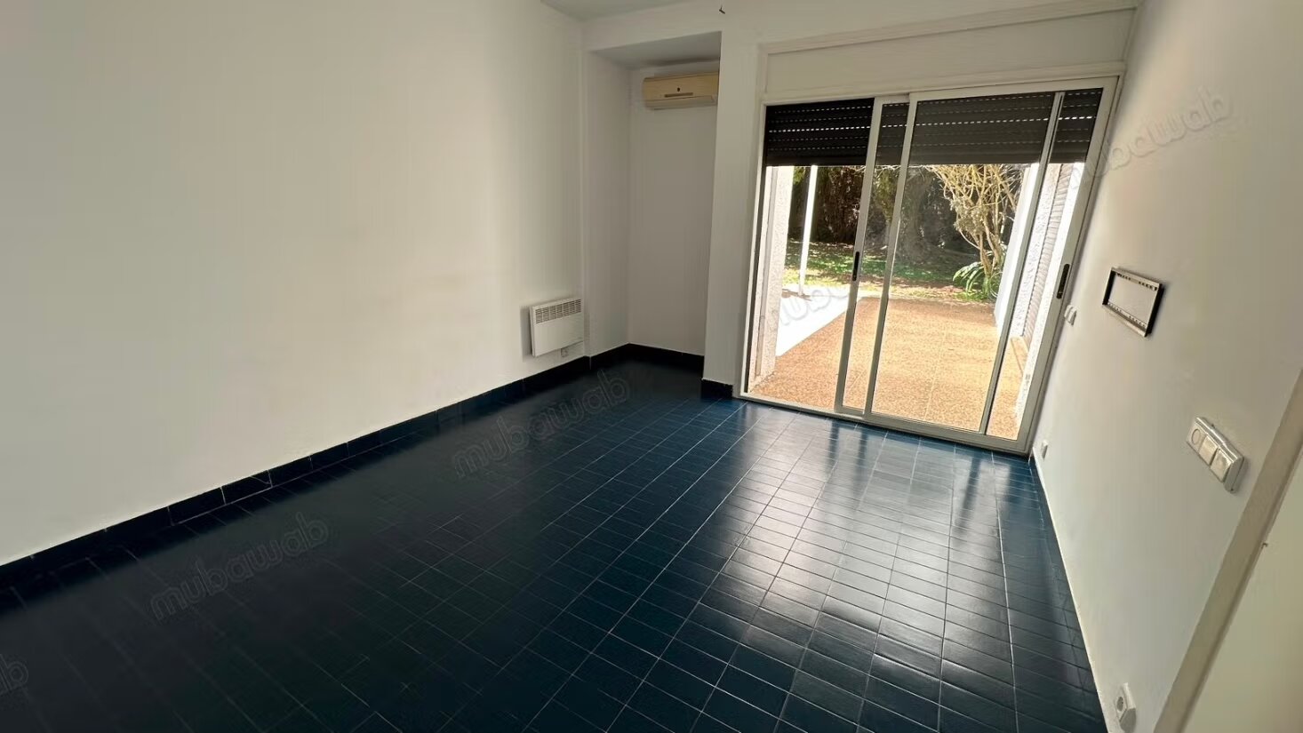 Villa 400 m² for rent in Rabat – Souissi — Photo 11