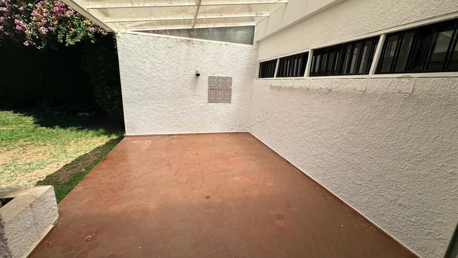 Villa 400 m² for rent in Rabat – Souissi — Photo 12