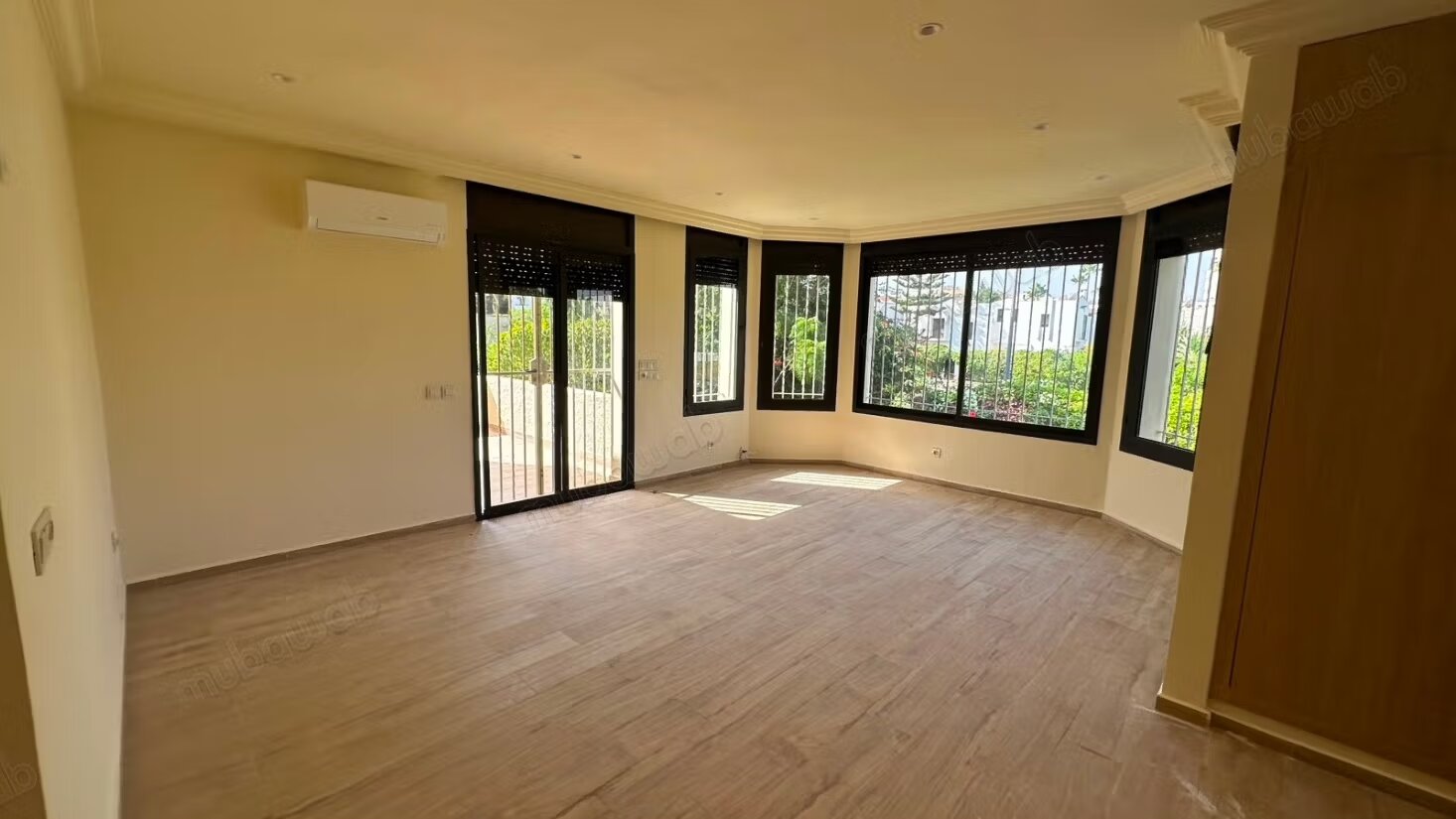 Villa 700 m² à louer à Rabat – Hay Riad — Photo 9
