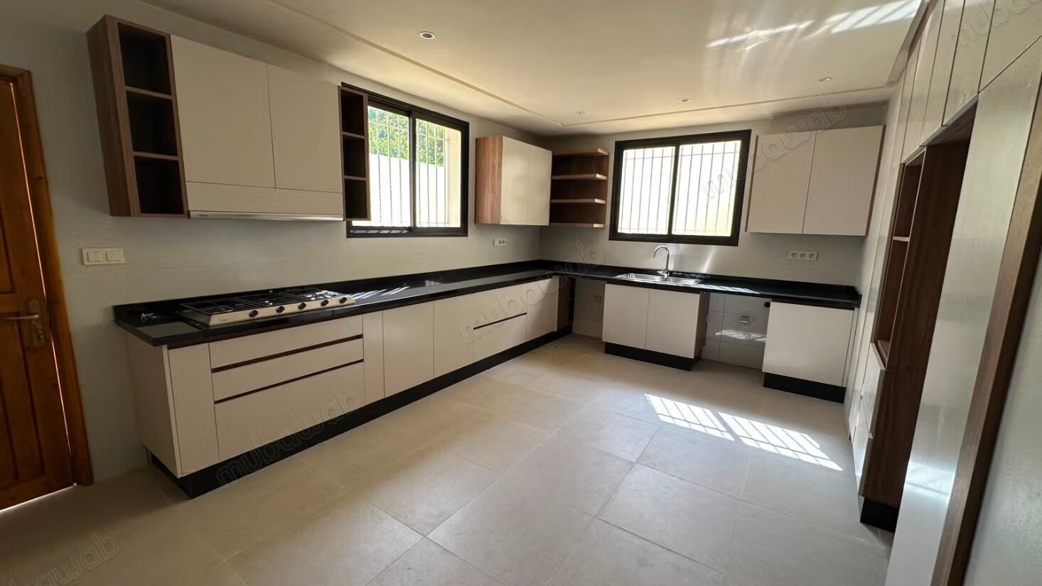 Villa 700 m² à louer à Rabat – Hay Riad — Photo 12