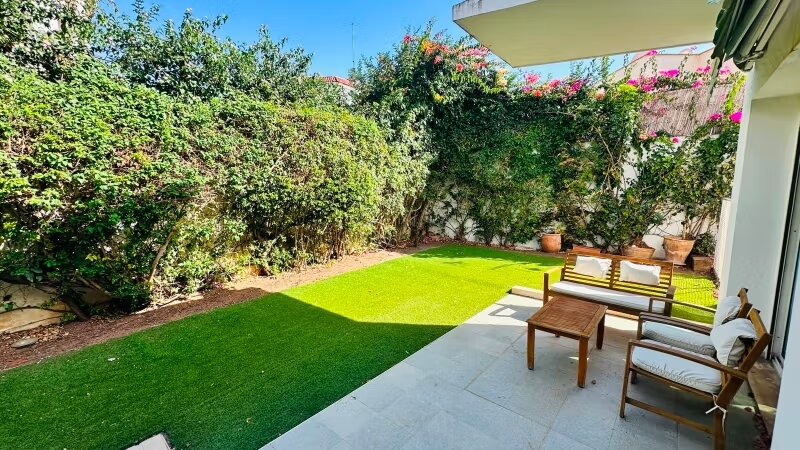 Villa 700 m² à louer à Rabat – Hay Riad — Photo 21