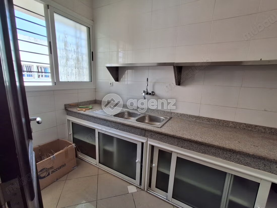 Bureau 231 m² à louer à Rabat — Photo 10