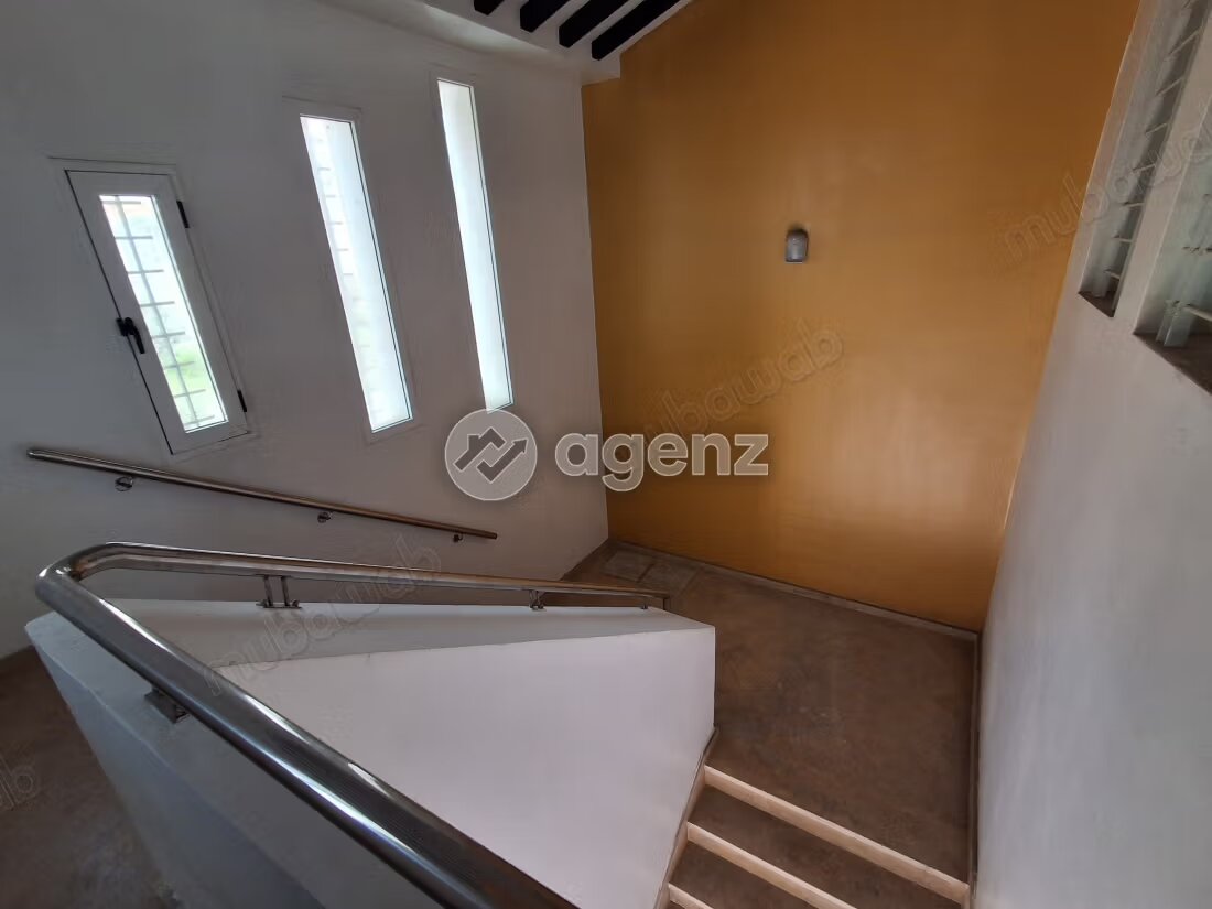 Bureau 231 m² à louer à Rabat — Photo 12