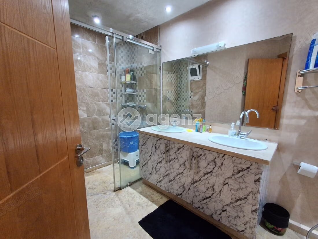 Appartement 108 m² à louer à Témara — Photo 10