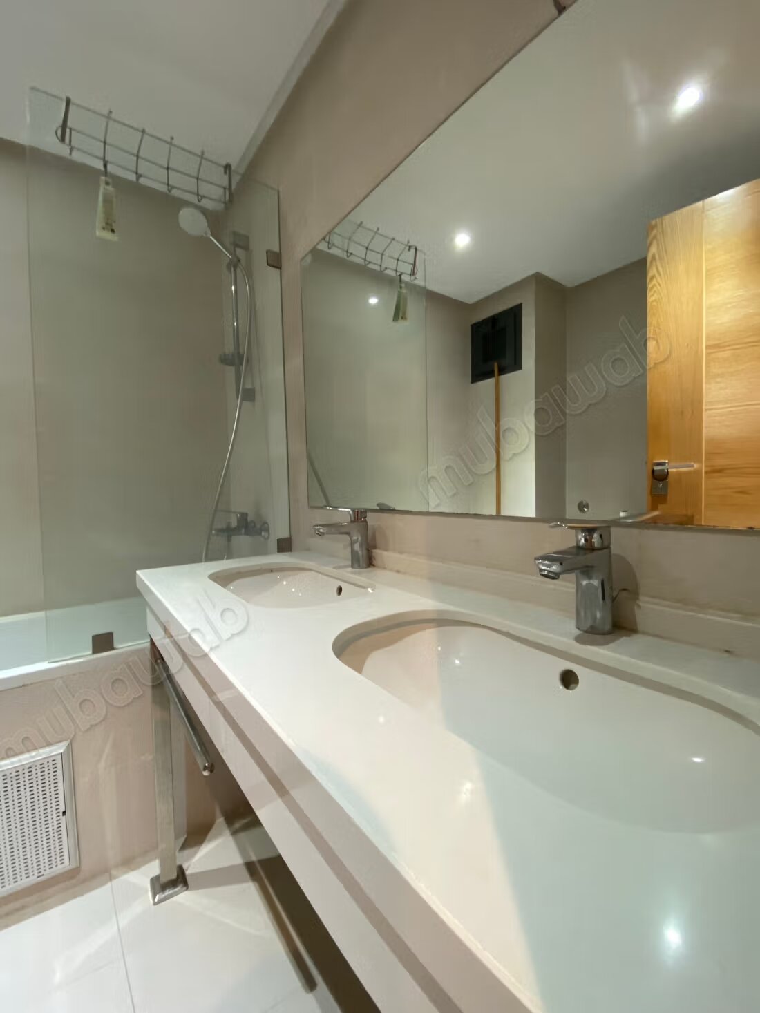 Appartement 163 m² à louer à Rabat – Souissi — Photo 24