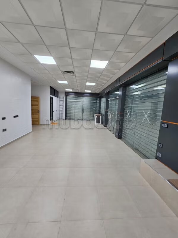 Bureau 320 m² à louer à Agadir — Photo 2