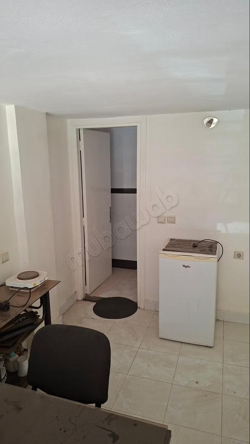 Office 50 m² for rent in Marrakech — Photo 6