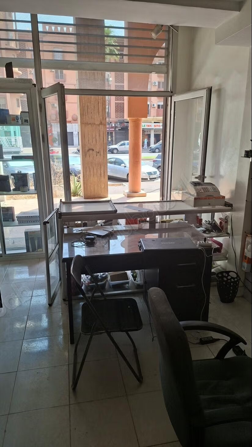 Office 50 m² for rent in Marrakech — Photo 10