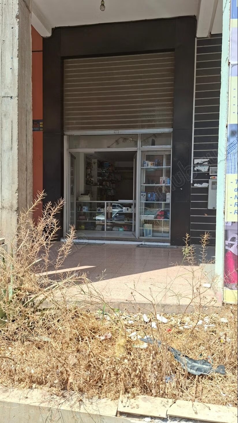 Office 50 m² for rent in Marrakech — Photo 11