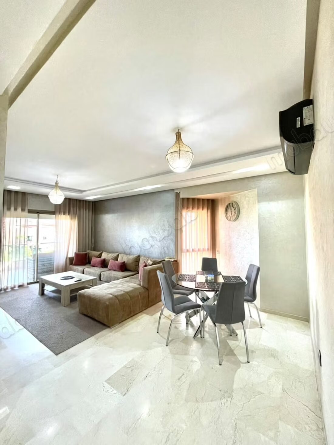 Apartment 96 m² for rent in Marrakech — Photo 7