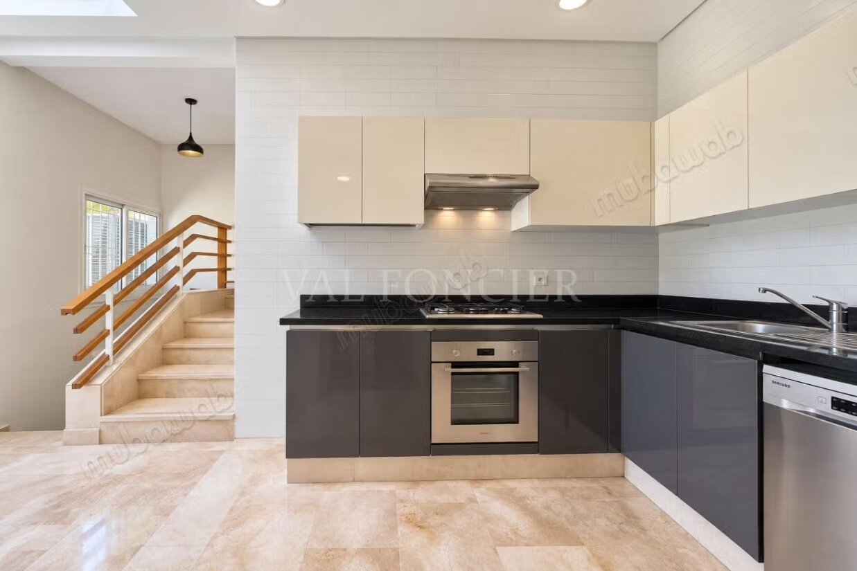Villa 563 m² à louer à Casablanca - Bouskoura — Photo 6