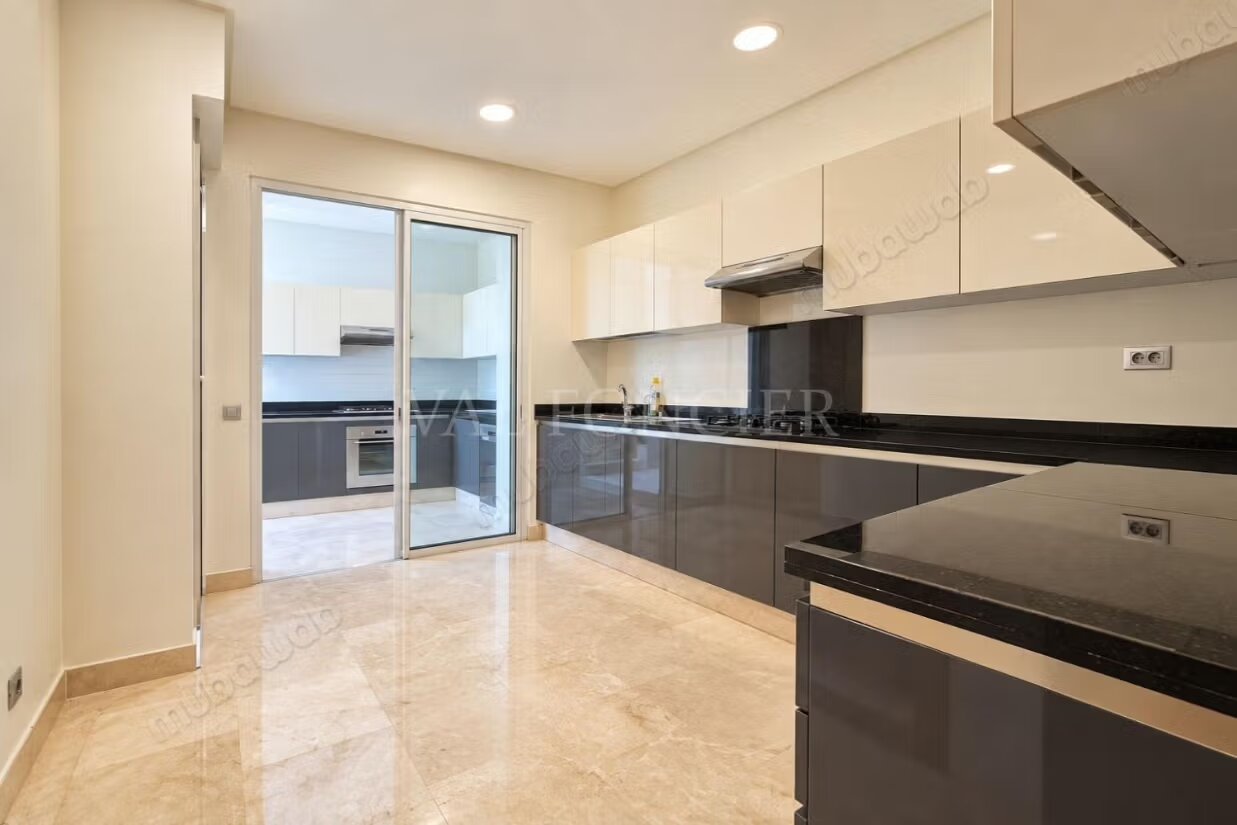 Villa 563 m² à louer à Casablanca - Bouskoura — Photo 11