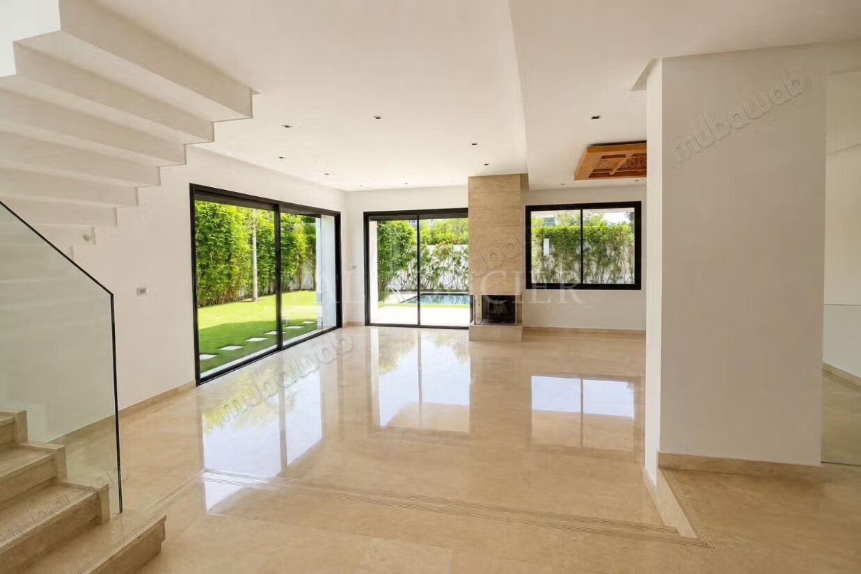 Villa 570 m² à louer à Casablanca — Photo 5