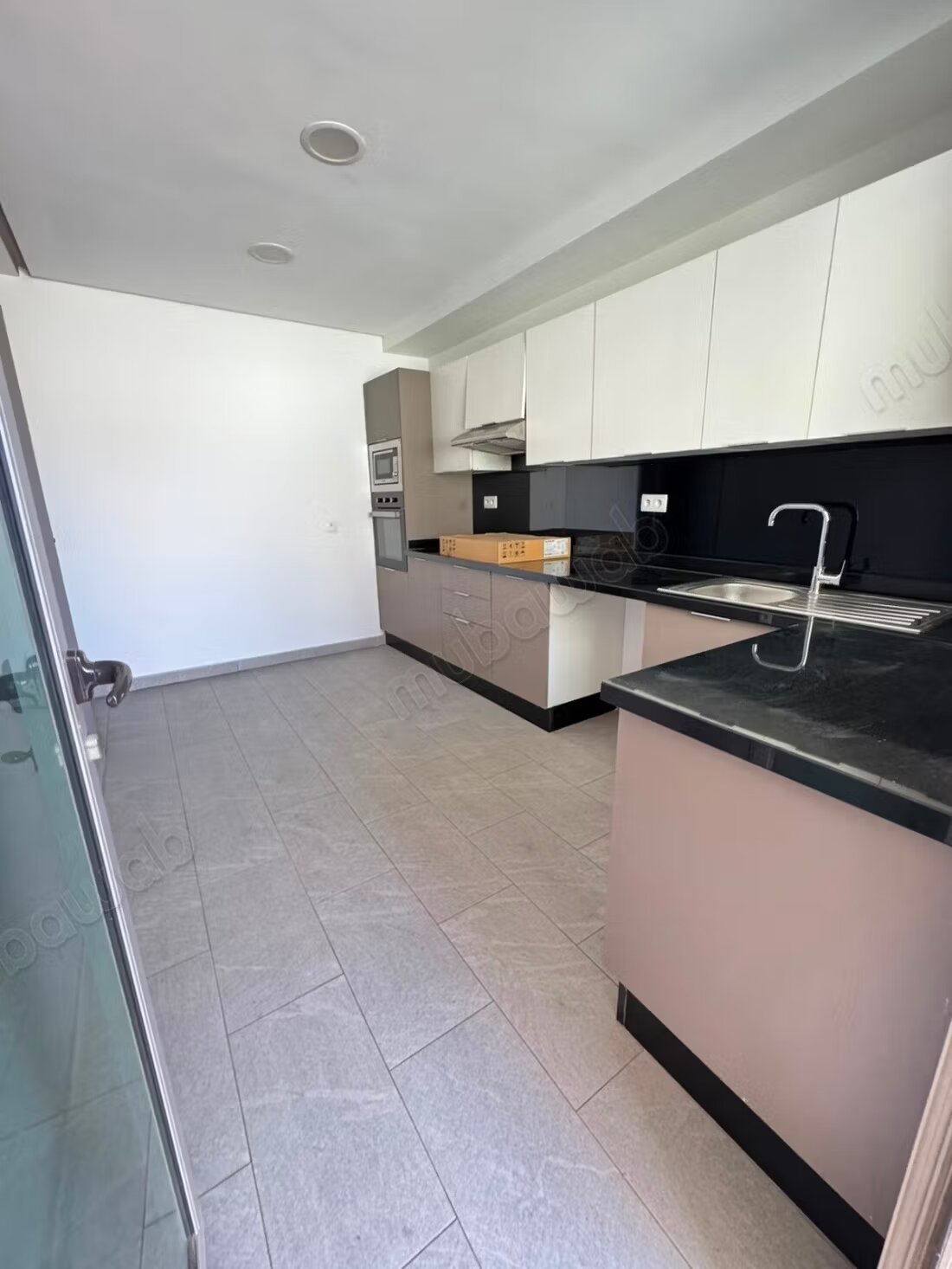 Apartment 170 sqm for rent in Casablanca — Photo 16