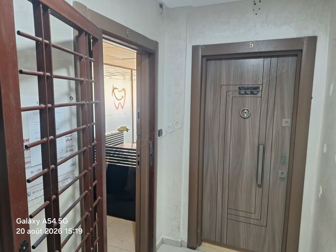 مكتب 72 متر مربع للبيع بالدار البيضاء — Photo 3