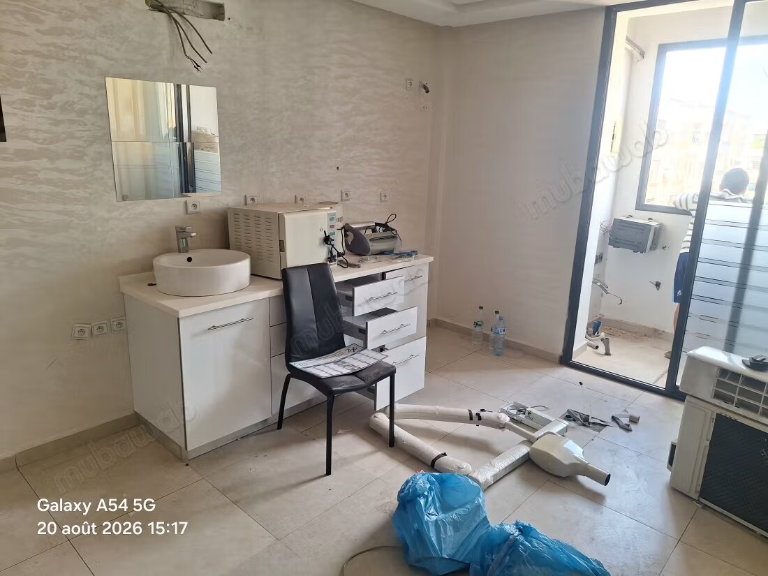 مكتب 72 متر مربع للبيع بالدار البيضاء — Photo 11