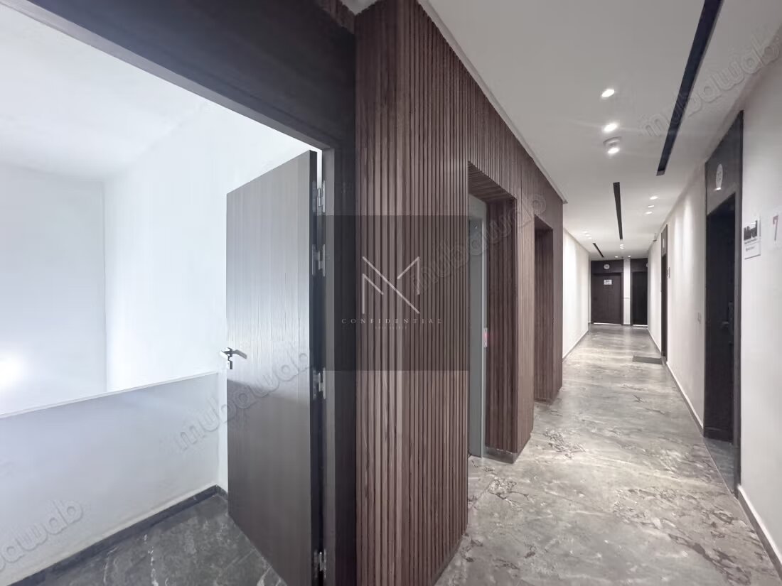 Office 76 m² for rent in Casablanca (Roches Noires) — Photo 3