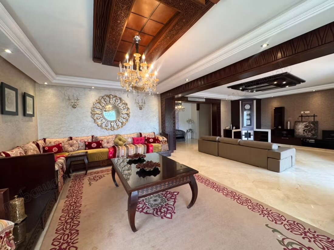 Appartement 300 m² à louer à Tanger – Jbel Kbir à Tanger