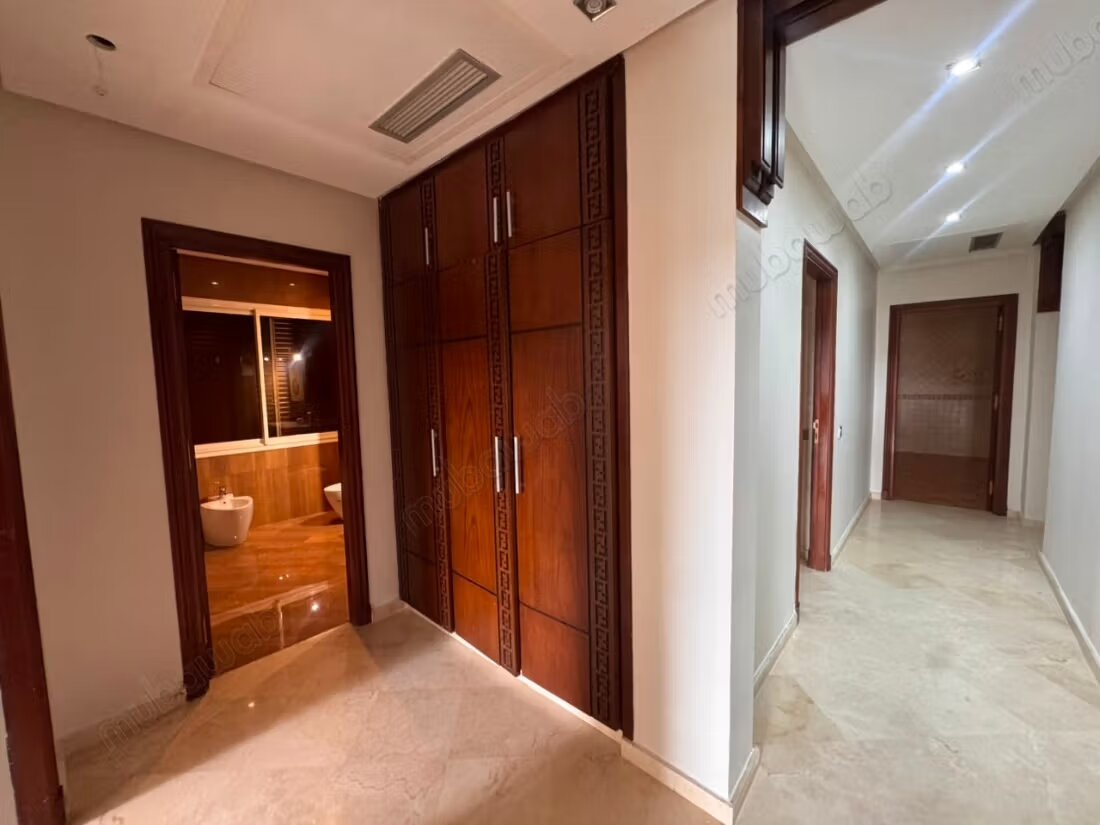 Appartement 300 m² à louer à Tanger – Jbel Kbir — Photo 15