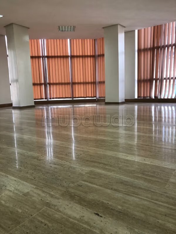 مكتب للإيجار في الدار البيضاء — Photo 10