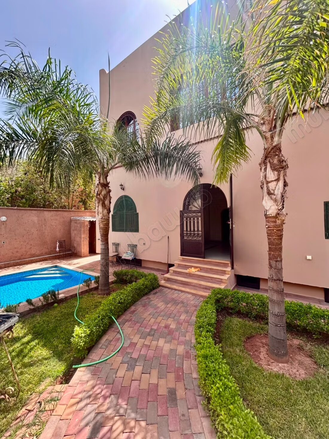 Villa 300 m² for rent in Marrakech — Photo 2