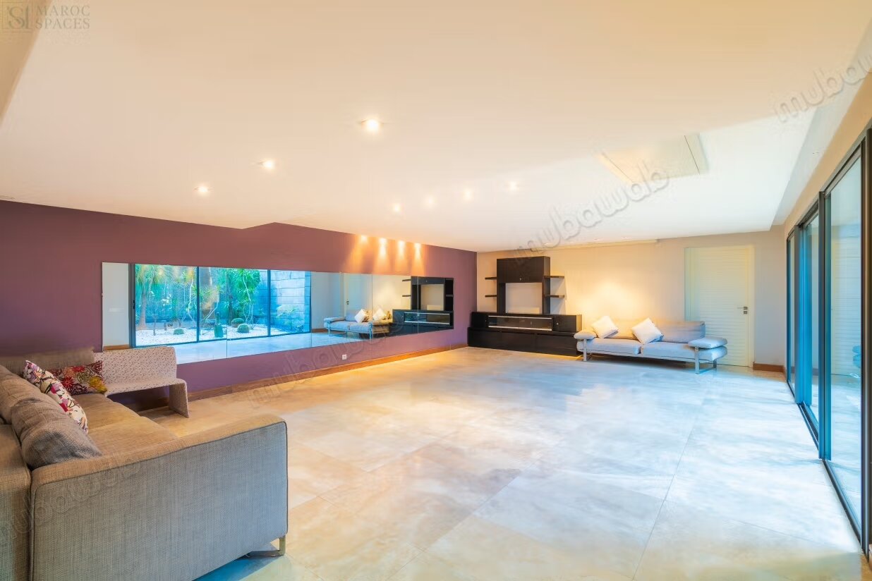 Villa 1000 m² for Sale in Casablanca – California District — Photo 28