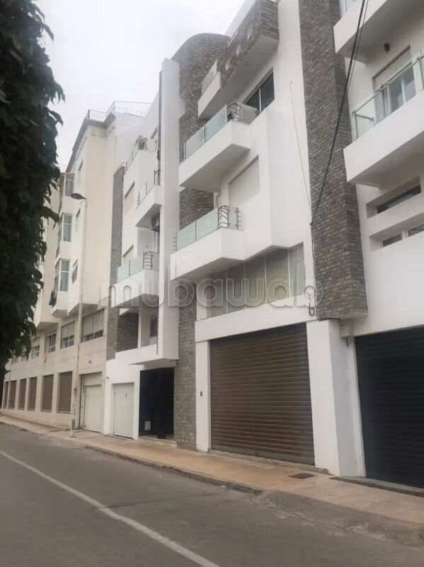 Bureau 65 m² à louer à Tétouan — Photo 3