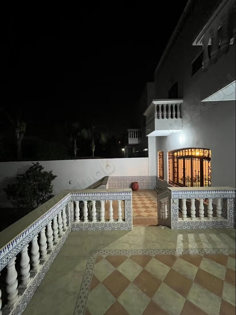 Villa 300 m² à vendre à Casablanca – Aïn Diab — Photo 11