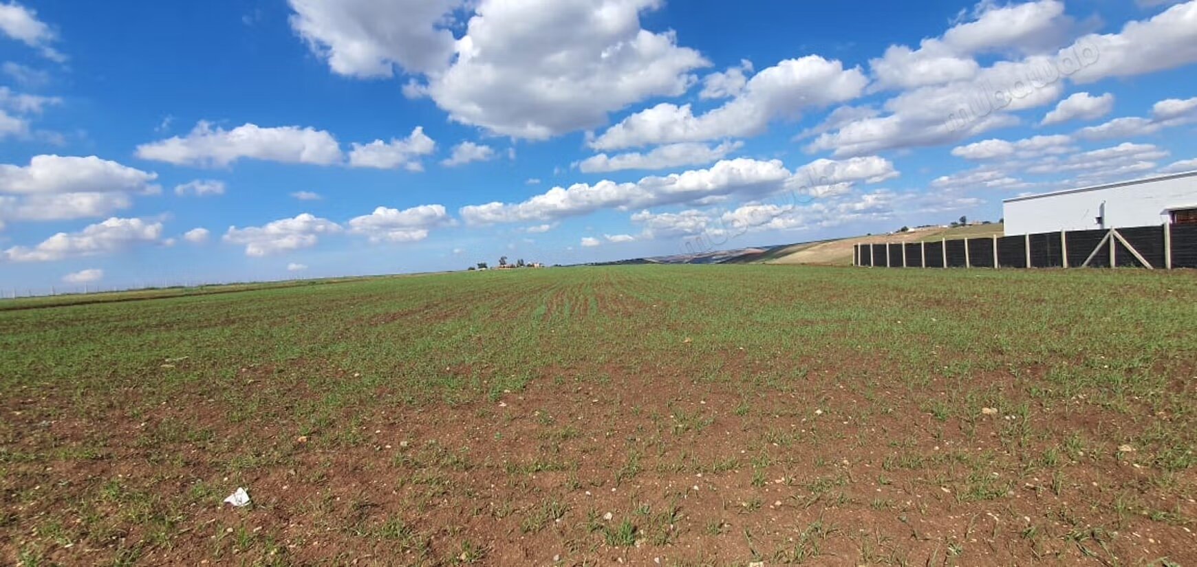 Terrain 8200 m² à vendre