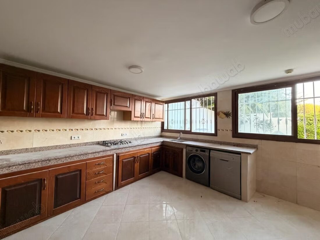 Villa 220 m² for rent in Tangier – Jbel Kbir — Photo 4
