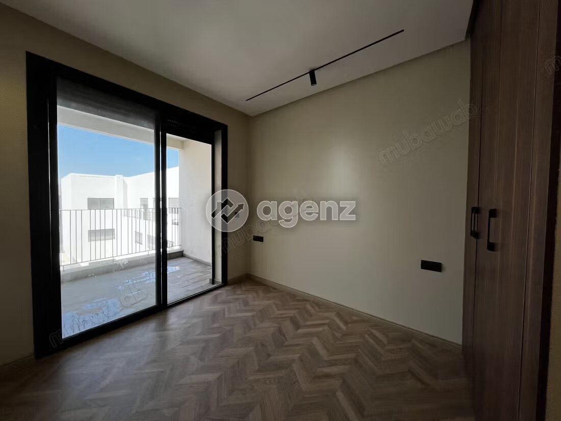 Studio 48 m² à louer à Casablanca — Photo 3