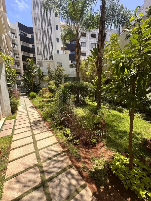 Apartment 220 sqm for rent in Casablanca – Racine — Photo 19