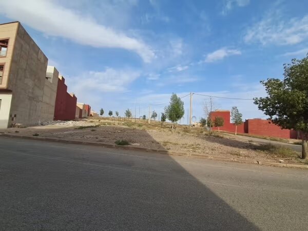 أرض 351 م² للبيع في وجدة — Photo 5