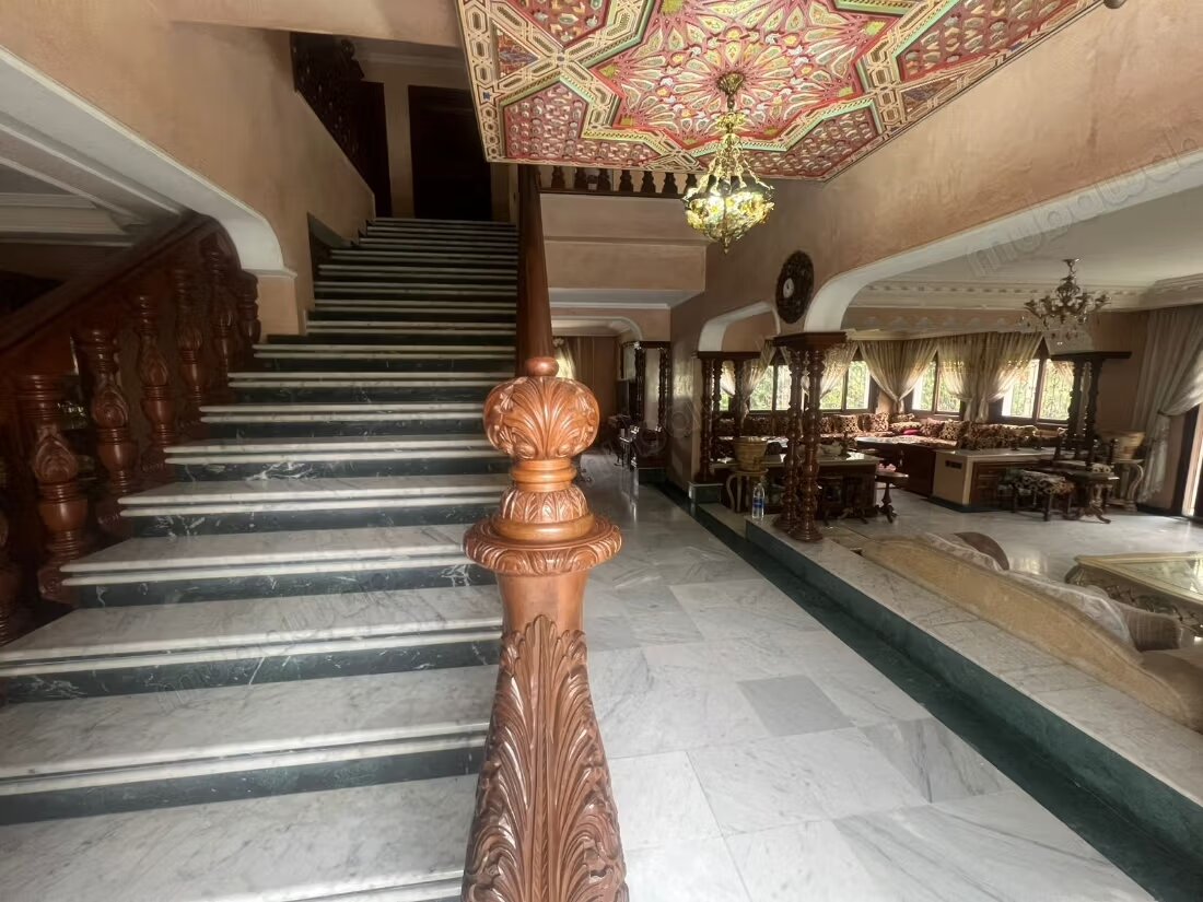 فيلا 550 م² للبيع في الدار البيضاء (نassim 1) — Photo 7