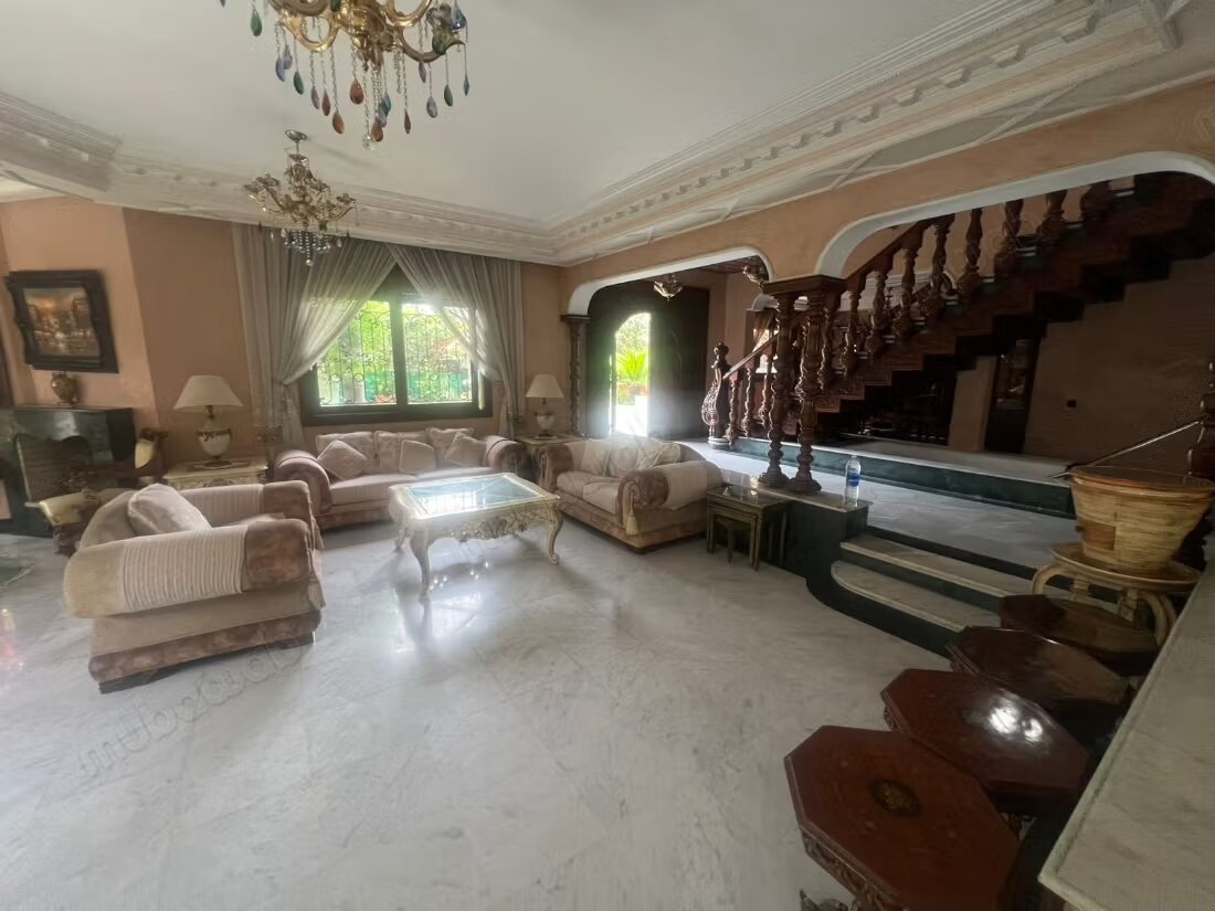 فيلا 550 م² للبيع في الدار البيضاء (نassim 1) — Photo 10