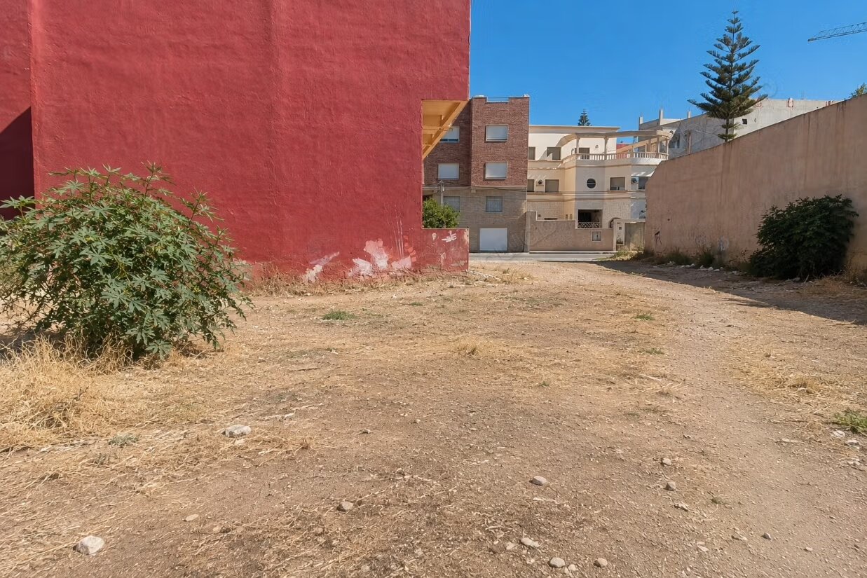 Terrain 191 m² à vendre à Nador — Photo 2