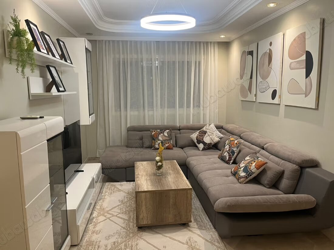 Appartement 101 m² à louer à Marrakech (Guéliz) — Photo 3
