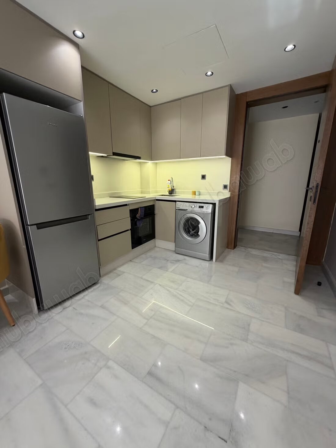 Studio for rent in الدار البيضاء — Photo 8
