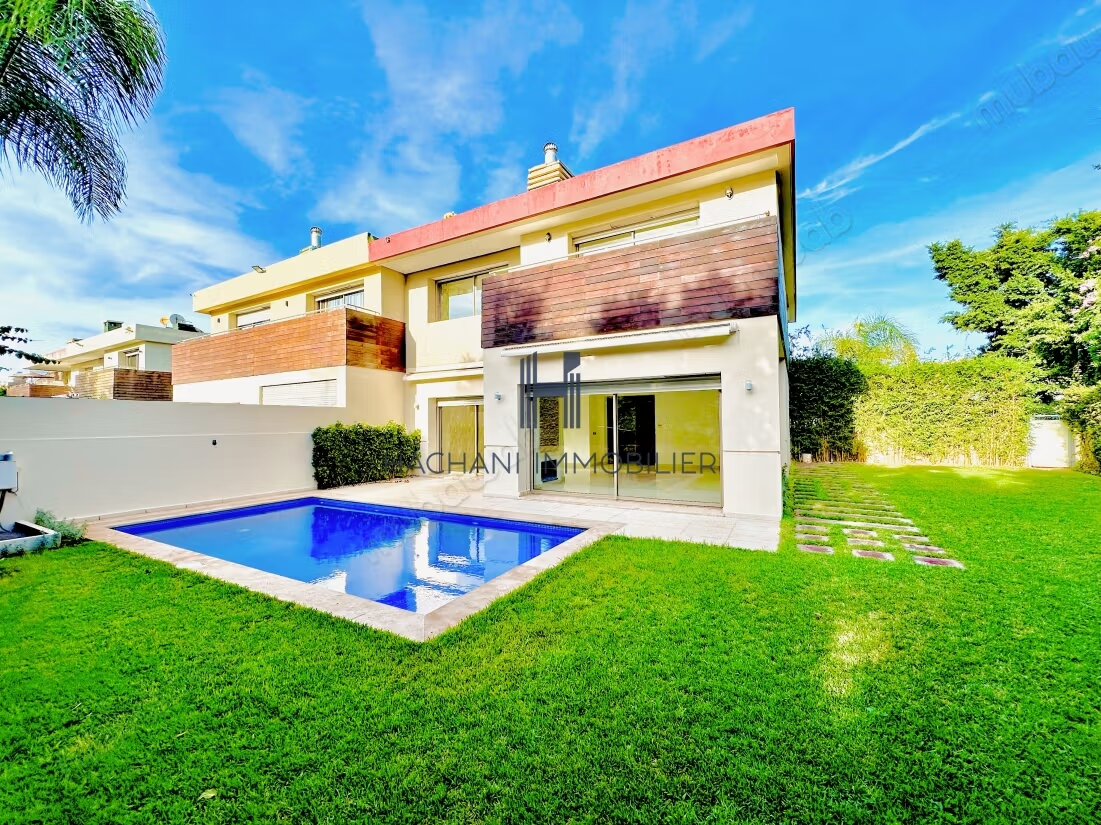 Villa jumelée 487 m² à louer à Bouskoura Green Town, الدار البيضاء à Casablanca