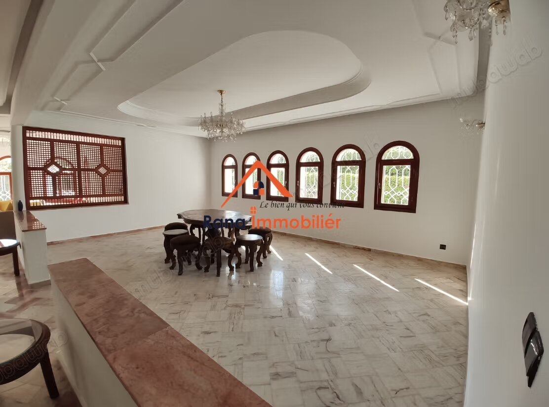 Villa 1000 m² for rent in Rabat – Souissi — Photo 6