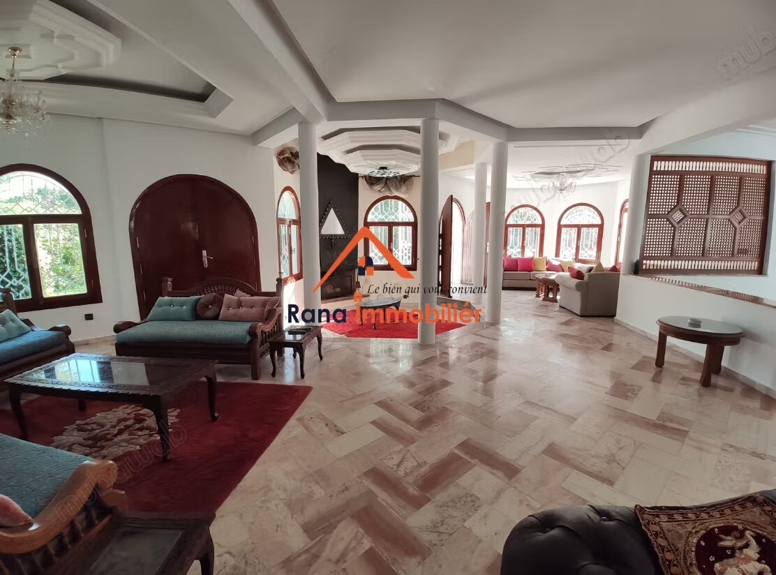 Villa 1000 m² for rent in Rabat – Souissi — Photo 8