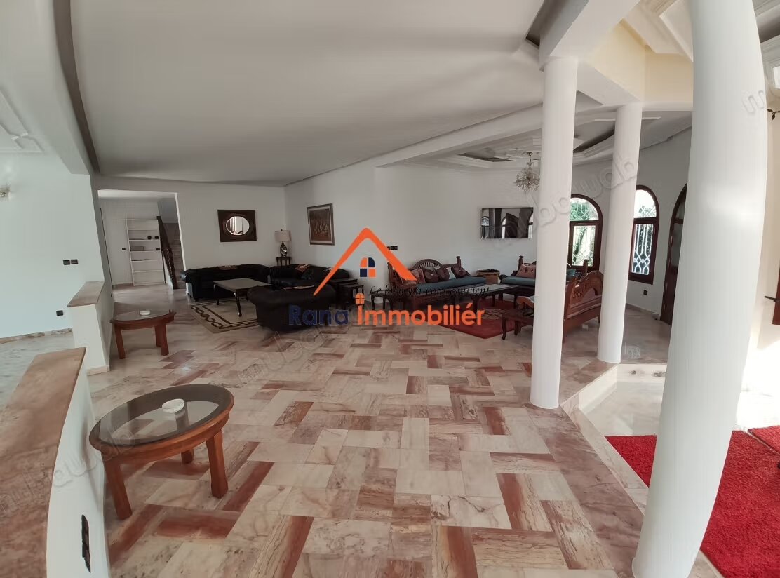 Villa 1000 m² for rent in Rabat – Souissi — Photo 13