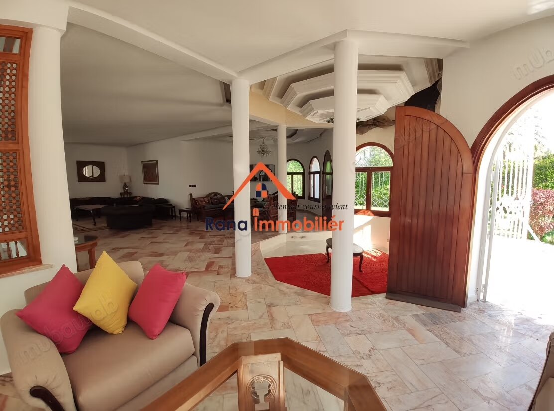 Villa 1000 m² for rent in Rabat – Souissi — Photo 15