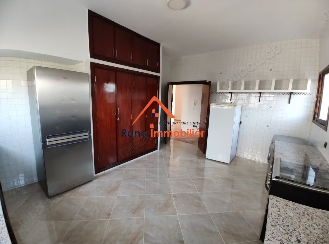 Villa 1000 m² for rent in Rabat – Souissi — Photo 20